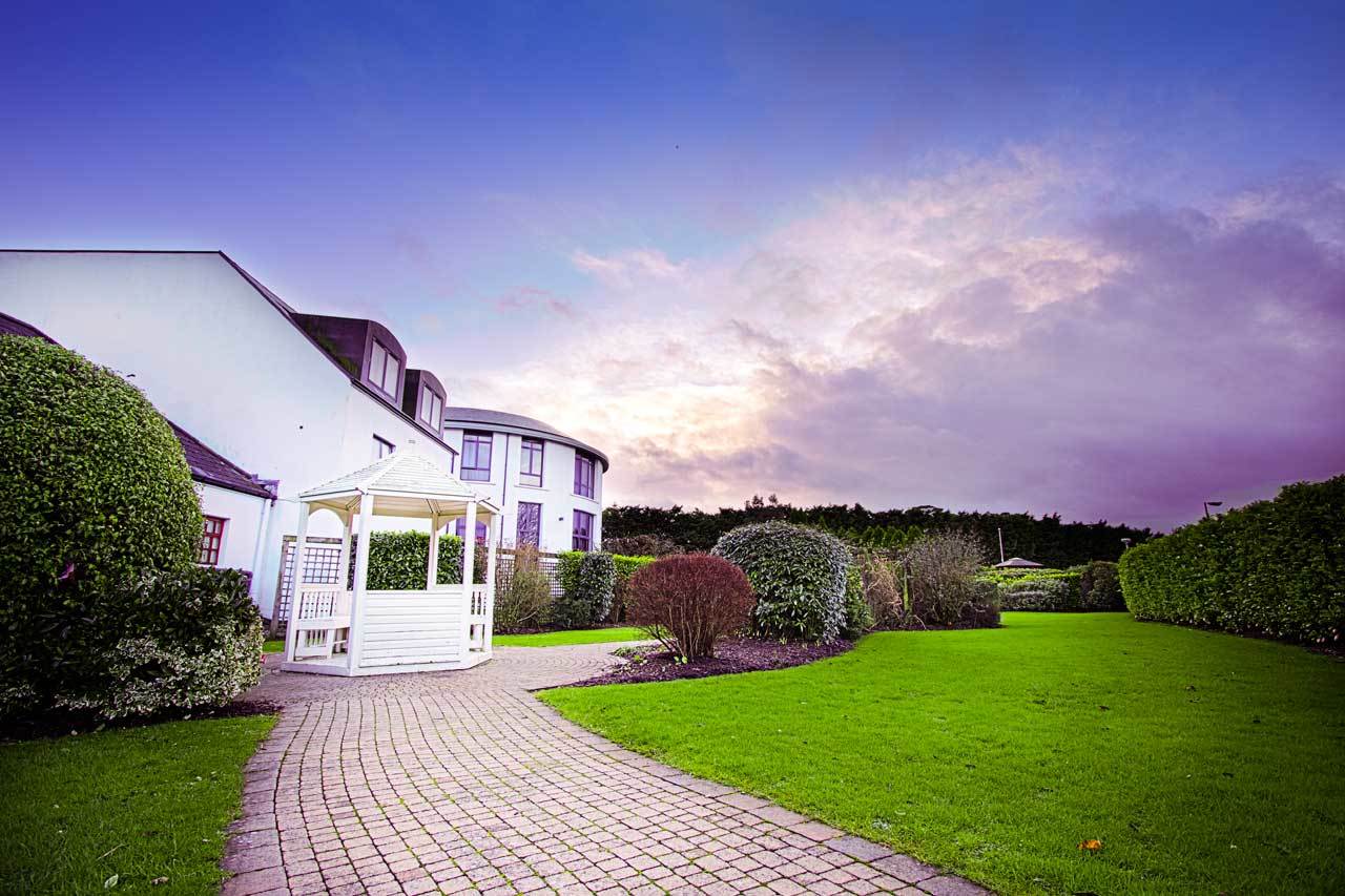 La Mon Hotel & Country Club Castlereagh Eksteriør billede