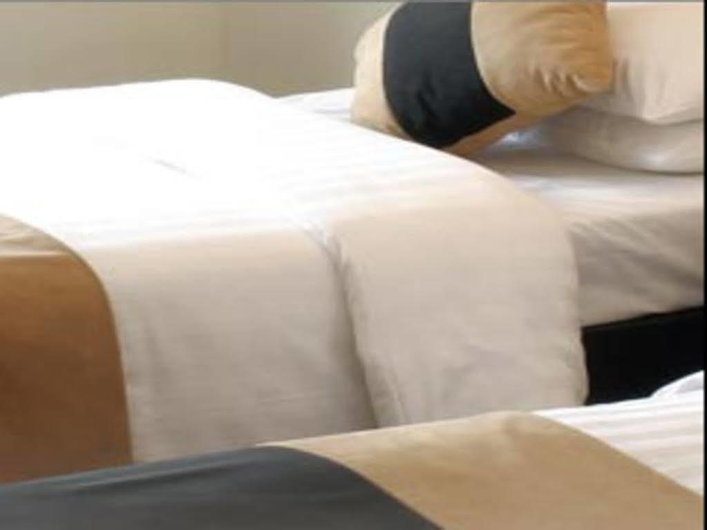 La Mon Hotel & Country Club Castlereagh Eksteriør billede