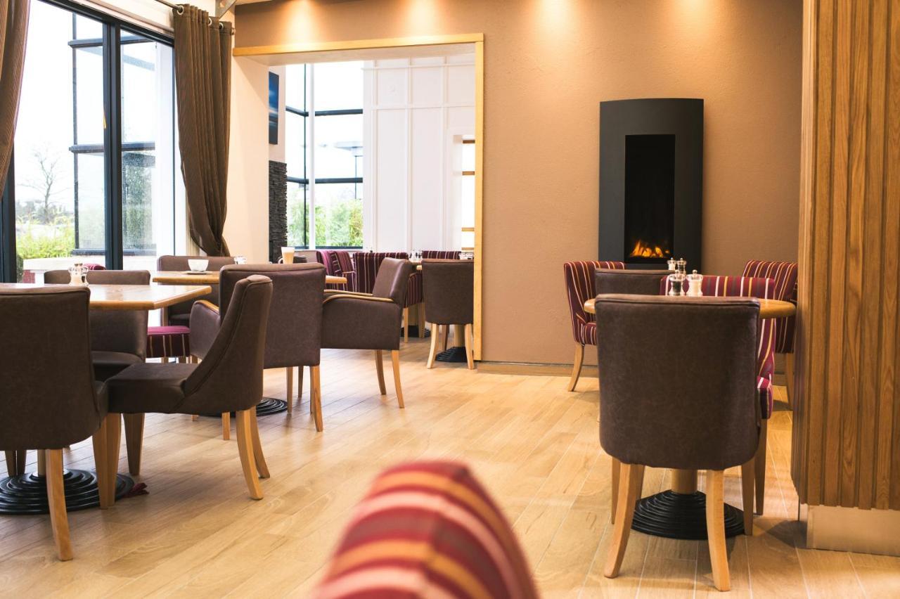 La Mon Hotel & Country Club Castlereagh Eksteriør billede