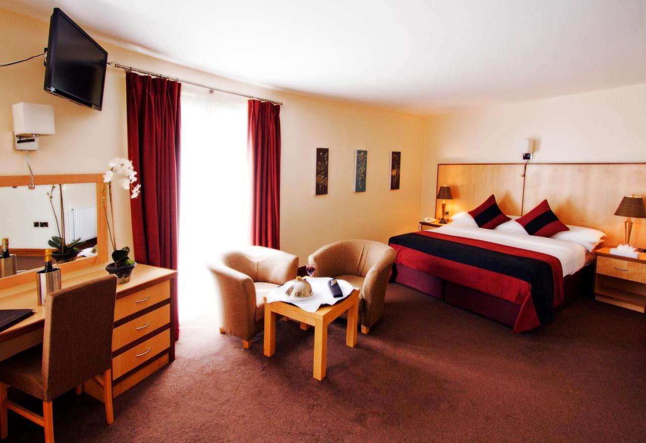 La Mon Hotel & Country Club Castlereagh Eksteriør billede