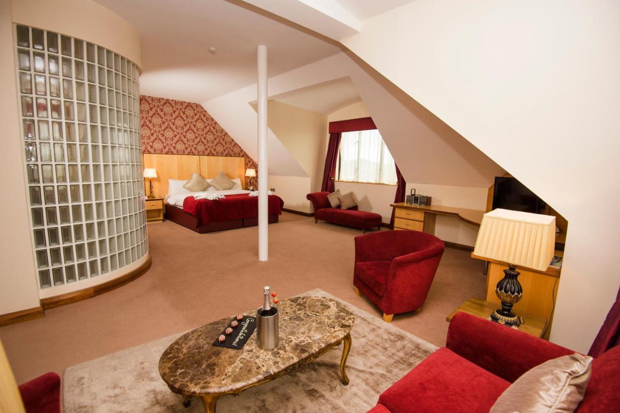 La Mon Hotel & Country Club Castlereagh Eksteriør billede